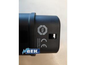 Gebruikte Hybride oplaadkabel Volkswagen ID.3 (E11/E12) Pro 58/59 kWh Prijs € 35,00 Margeregeling aangeboden door Auto Bek