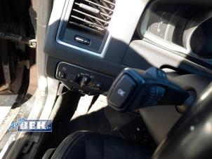 Gebruikte Combischakelaar Stuurkolom Volvo XC60 I (DZ) 2.0 D4 16V Prijs € 44,95 Margeregeling aangeboden door Auto Bek