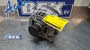 Gebruikte Alternator Audi A5 Sportback (8TA) 2.0 TDI 16V Quattro Prijs € 45,00 Margeregeling aangeboden door Auto Bek