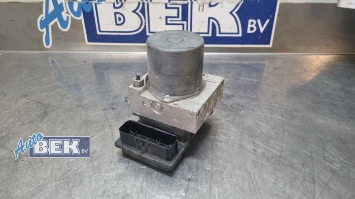 Gebruikte ABS Pomp Ford Transit 2.2 TDCi 16V Prijs € 50,00 Margeregeling aangeboden door Auto Bek