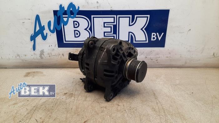 Gebruikte Dynamo Volkswagen Transporter/Caravelle T5 1.9 TDi Prijs € 49,99 Margeregeling aangeboden door Auto Bek