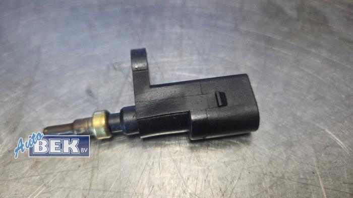 Gebruikte Temperatuursensor Motor Volkswagen T-Roc I 1.5 TSI Evo BMT 16V Prijs € 15,00 Margeregeling aangeboden door Auto Bek