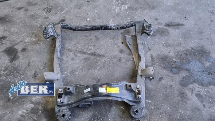 Subframe van een MG HS/EHS I (AS23) 1.5 EHS T-GDI Hybrid 2024