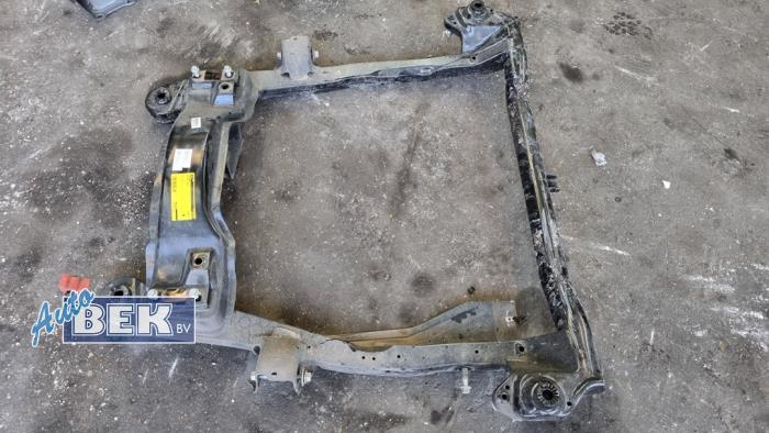 Subframe van een MG HS/EHS I (AS23) 1.5 EHS T-GDI Hybrid 2024
