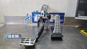 Gebruikte Pedalen Set Kia Sorento IV (MQ4) 1.6 T-GDi Plug-in Hybrid 16V 4WD Prijs op aanvraag aangeboden door Auto Bek