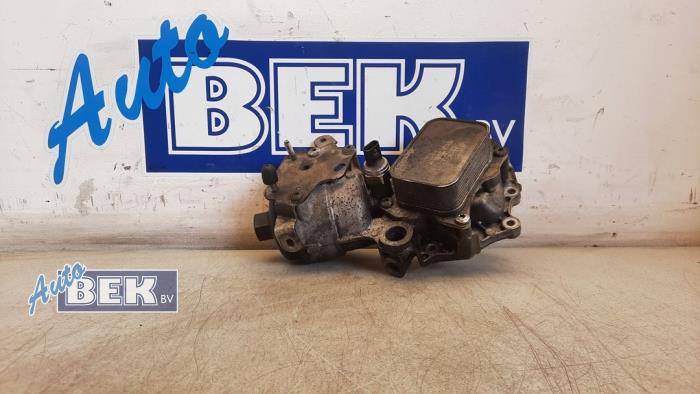 Gebruikte Oliefilterhuis Peugeot Partner (EA//EF/EN/EU) 1.5 BlueHDi 130 Prijs € 50,00 Margeregeling aangeboden door Auto Bek