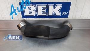Gebruikte Intercooler Buis BMW X1 (F48) xDrive 18d 2.0 16V Prijs € 24,99 Margeregeling aangeboden door Auto Bek