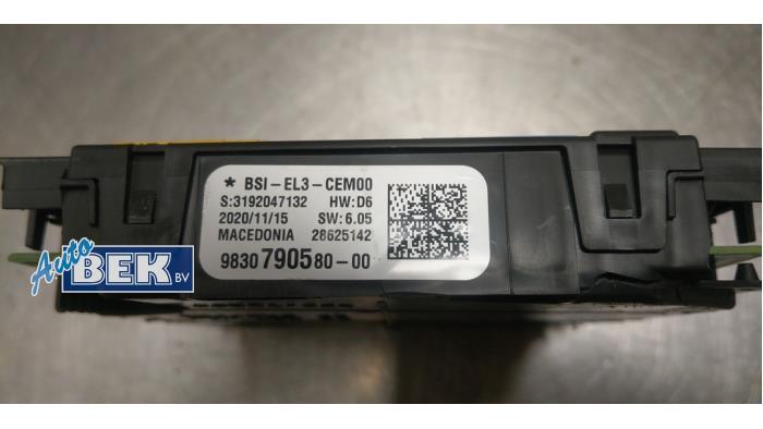 Computer Body Control van een Citroën Jumpy 2.0 Blue HDI 120 2021