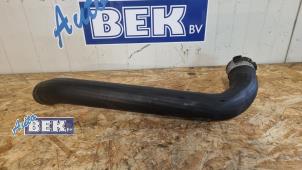 Gebruikte Intercooler Slang Ford Focus 4 Wagon 1.0 EcoBoost 12V Hybrid 155 Prijs € 25,00 Margeregeling aangeboden door Auto Bek