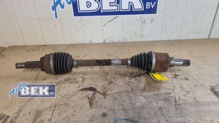 Gebruikte Steekas links-voor Ford Fiesta 6 (JA8) 1.0 SCI 12V 80 Prijs € 24,50 Margeregeling aangeboden door Auto Bek