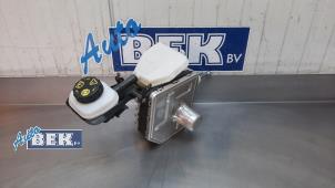 Gebruikte Rembooster Volvo XC40 (XZ) Recharge 70 kWh Prijs € 199,99 Margeregeling aangeboden door Auto Bek