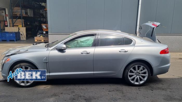 Gebruikte Cardanklok achter Jaguar XF (CC9) 3.0 V6 24V Prijs € 350,00 Margeregeling aangeboden door Auto Bek