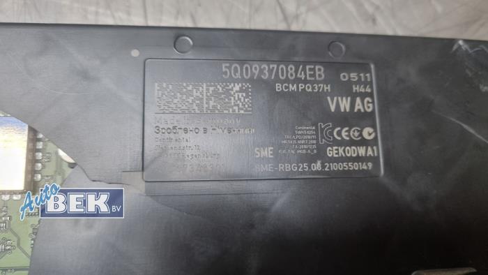 Computer Body Control van een Audi Q2 (GAB/GAG) 2.0 30 TDI 16V 2021