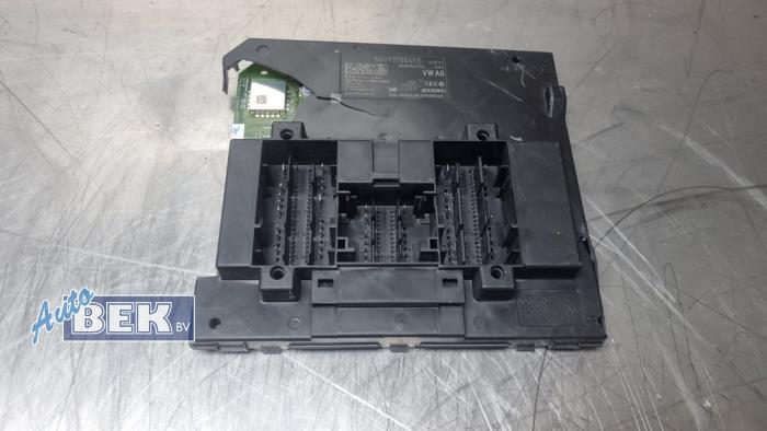 Computer Body Control van een Audi Q2 (GAB/GAG) 2.0 30 TDI 16V 2021