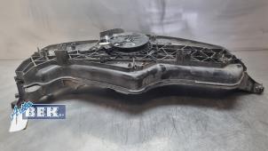 Gebruikte Ureumreservoir Audi Q2 (GAB/GAG) 2.0 30 TDI 16V Prijs € 135,00 Margeregeling aangeboden door Auto Bek