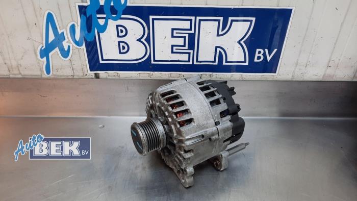 Gebruikte Dynamo Volkswagen Caddy Cargo V (SBA/SBH) 2.0 TDI BlueMotionTechnology Prijs € 299,00 Margeregeling aangeboden door Auto Bek