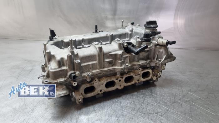 Cilinderkop van een Opel Astra K 1.4 Turbo 16V 2015