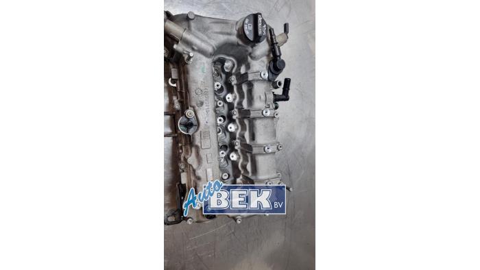 Cilinderkop van een Opel Astra K 1.4 Turbo 16V 2015
