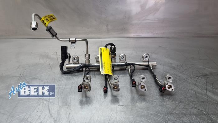 Gebruikte Injector brug Opel Astra K 1.4 Turbo 16V Prijs € 95,00 Margeregeling aangeboden door Auto Bek