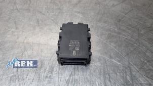 Gebruikte Gateway module Toyota Yaris III (P13) 1.0 12V VVT-i Prijs € 25,00 Margeregeling aangeboden door Auto Bek