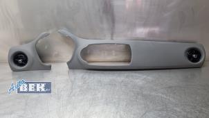 Gebruikte Dashboard sierlijst Toyota Yaris III (P13) 1.0 12V VVT-i Prijs € 100,00 Margeregeling aangeboden door Auto Bek