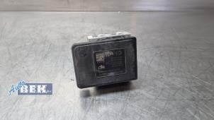 Gebruikte ABS Pomp Peugeot 208 II (UB/UH/UP) 1.2 Vti 12V PureTech 100 Prijs € 180,00 Margeregeling aangeboden door Auto Bek