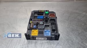 Gebruikte BCM Peugeot 208 II (UB/UH/UP) 1.2 Vti 12V PureTech 100 Prijs € 75,00 Margeregeling aangeboden door Auto Bek