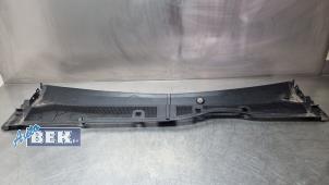 Gebruikte Paravan Peugeot 208 II (UB/UH/UP) 1.2 Vti 12V PureTech 100 Prijs € 55,00 Margeregeling aangeboden door Auto Bek