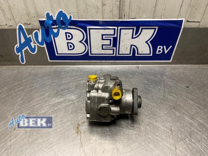 Gebruikte Pomp Servo Volkswagen Transporter T6 2.0 TSI Prijs € 110,00 Margeregeling aangeboden door Auto Bek