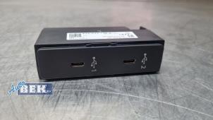 Gebruikte Multimedia aansluiting Audi Q3 Sportback (F3N) 1.4 45 TFSIe 16V Prijs € 125,00 Margeregeling aangeboden door Auto Bek