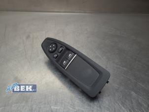 Gebruikte Ruit schakelaar elektrisch BMW M2 (F87) 3.0 24V Competition Prijs € 45,00 Margeregeling aangeboden door Auto Bek