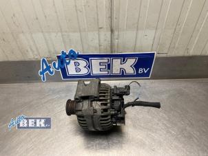 Gebruikte Dynamo Mercedes Sprinter 2t (901/902) 211 CDI 16V Prijs € 59,99 Margeregeling aangeboden door Auto Bek