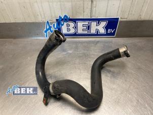 Gebruikte Intercooler Buis Opel Corsa E 1.0 SIDI Turbo 12V Prijs € 39,75 Margeregeling aangeboden door Auto Bek