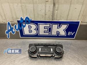 Gebruikte Climatronic Paneel Skoda Yeti (5LAC) 1.8 TSI 16V 4x4 Prijs € 50,00 Margeregeling aangeboden door Auto Bek