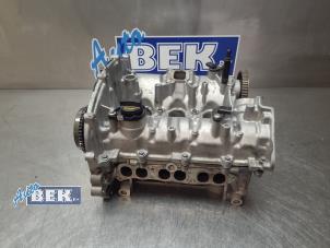 Gebruikte Cilinderkop Ford Focus 4 1.0 EcoBoost 12V Hybrid 155 Prijs € 349,00 Margeregeling aangeboden door Auto Bek