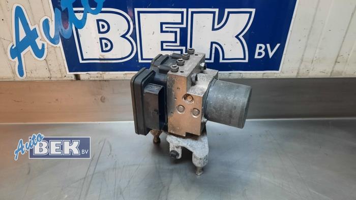 Gebruikte ABS Pomp Mercedes E (R207) E-350 CGI V6 24V BlueEfficiency Prijs € 100,00 Margeregeling aangeboden door Auto Bek