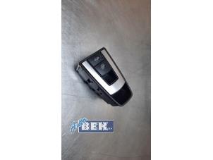 Gebruikte Cabriodak Bediening Mercedes E (R207) E-350 CGI V6 24V BlueEfficiency Prijs € 50,00 Margeregeling aangeboden door Auto Bek