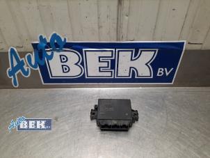 Gebruikte PDC Module Volvo XC70 (BZ) 2.4 D5 20V 220 AWD Prijs € 29,95 Margeregeling aangeboden door Auto Bek