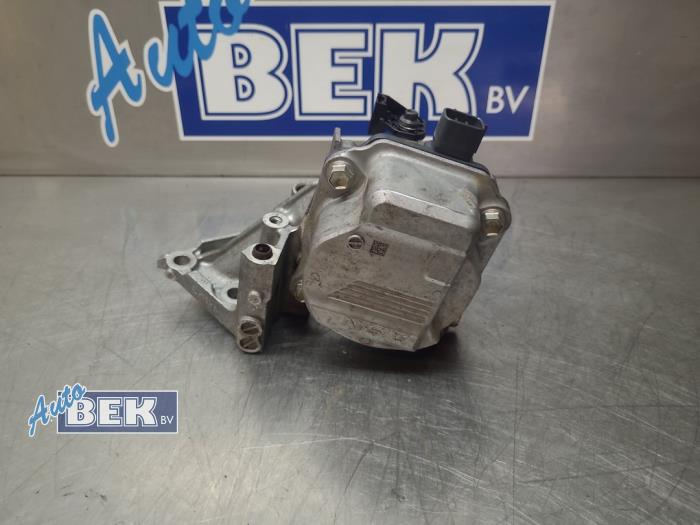 Gebruikte Waterpomp Toyota RAV4 (A5) 2.5 Hybrid 16V Prijs € 200,00 Margeregeling aangeboden door Auto Bek