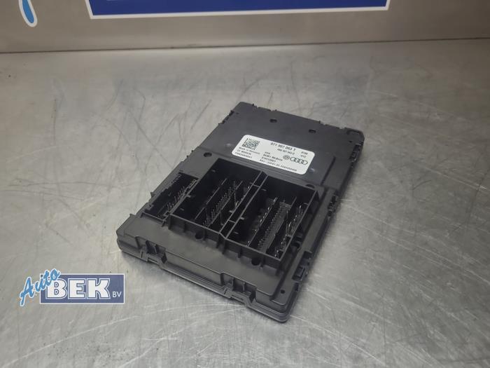 Gebruikte Computer Body Control Porsche Taycan (Y1A) 4S 105 kWh Prijs € 249,99 Margeregeling aangeboden door Auto Bek
