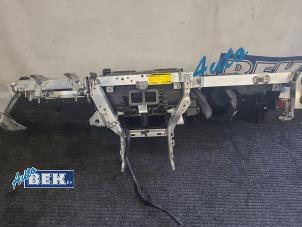 Gebruikte Chaufagebak Porsche Taycan (Y1A) 4S 105 kWh Prijs € 999,99 Margeregeling aangeboden door Auto Bek