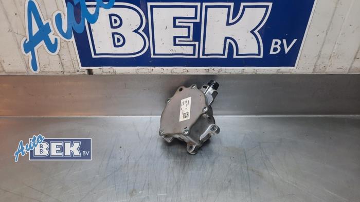 Gebruikte Vacuumpomp (Benzine) Ford Usa Mustang VI Fastback 2.3 EcoBoost 16V Prijs € 90,00 Margeregeling aangeboden door Auto Bek
