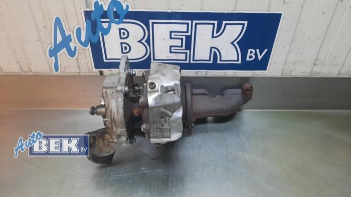Gebruikte Turbo Volkswagen Passat Variant (365) 2.0 TDI 16V 140 Prijs € 240,00 Margeregeling aangeboden door Auto Bek