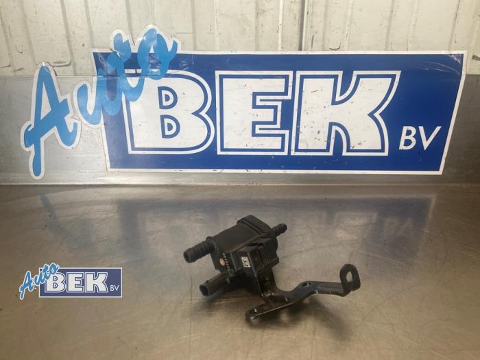 Gebruikte Turbo Overdrukklep Volkswagen Golf VIII (CD1) 1.5 eTSI 16V Prijs € 29,99 Margeregeling aangeboden door Auto Bek