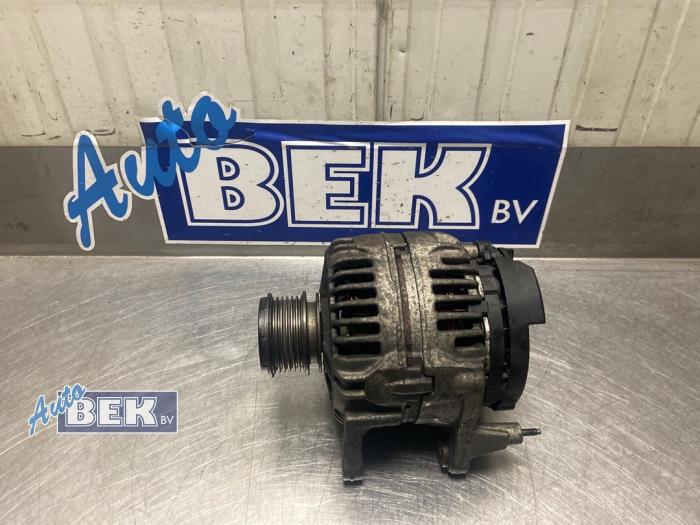 Gebruikte Dynamo Volkswagen Crafter 2.5 TDI 30/32/35/46/50 Prijs € 89,99 Margeregeling aangeboden door Auto Bek