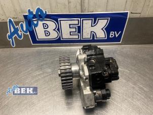 Gebruikte Dieselpomp Volkswagen Crafter 2.5 TDI 30/32/35/46/50 Prijs € 199,99 Margeregeling aangeboden door Auto Bek