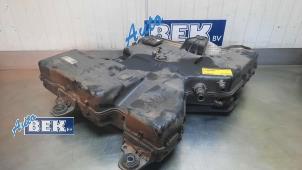 Gebruikte Tank adblue Volkswagen Crafter (SY) 2.0 TDI FWD Prijs € 240,00 Margeregeling aangeboden door Auto Bek