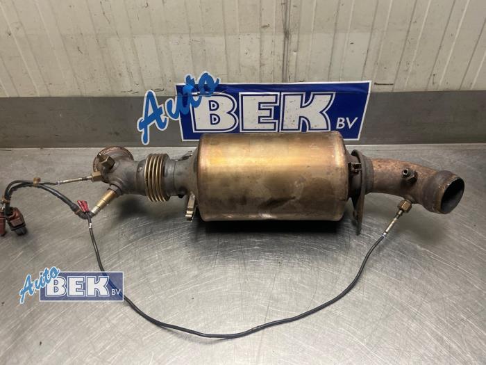 Gebruikte Roetfilter Volkswagen Crafter 2.5 TDI 30/32/35/46/50 Prijs € 500,00 Margeregeling aangeboden door Auto Bek