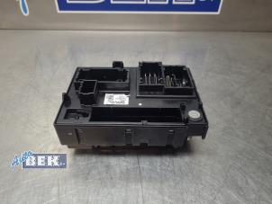 Gebruikte Zekeringkast Polestar Polestar 4 Long Range Single Motor 100 kWh Prijs op aanvraag aangeboden door Auto Bek