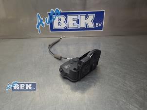 Gebruikte Deurslot Mechaniek 4Deurs rechts-achter Polestar Polestar 4 Long Range Single Motor 100 kWh Prijs op aanvraag aangeboden door Auto Bek